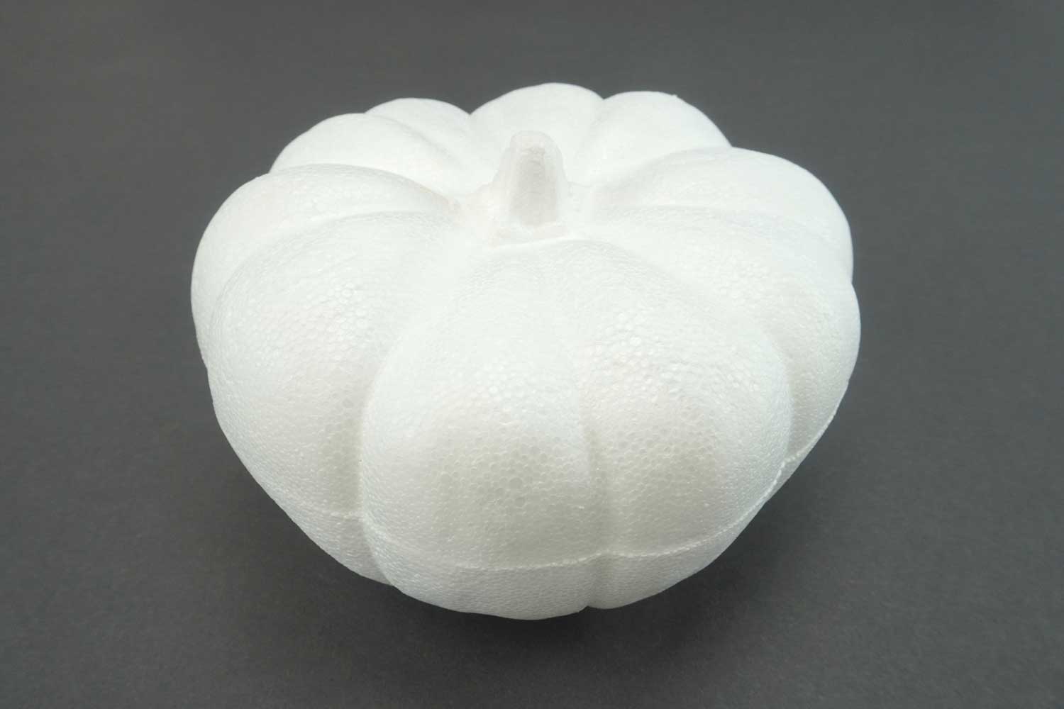 Citrouille en polystyrène 12,5 cm