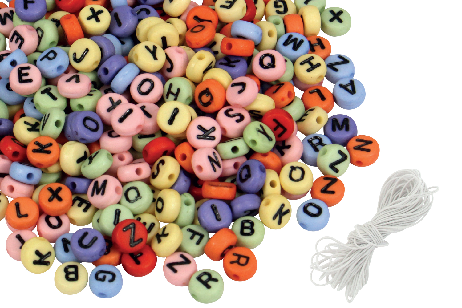 Perles lettres noires sur fond couleurs pastels - Set de  300 perles