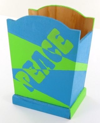 Boite à Crayons peace - Déco du bois - 10doigts.fr