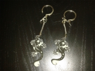 Salamandre en porte-clé - Plastique maqique (rétractable) - 10doigts.fr