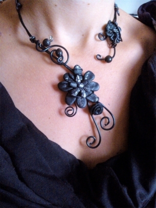 Collier de fête en fimo - Perles, bracelets, colliers - 10doigts.fr