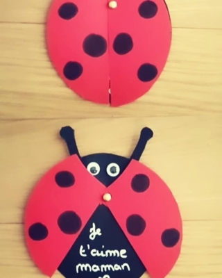 Petite création d'une coccinelle  pour la fête des mamans - 10doigts.fr