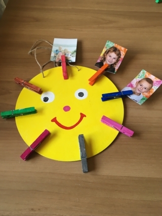 Porte photo soleil - Créations d'enfant - 10doigts.fr