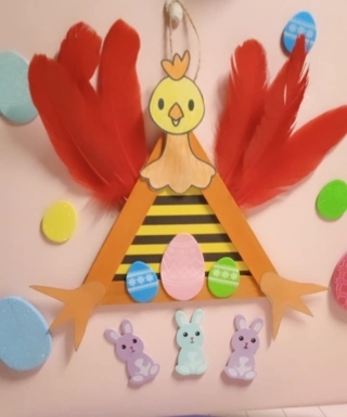 Petite poule réaliser avec des batonnet de glaçe - Divers - 10doigts.fr