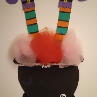 Notre sorcière la tête dans le chaudron - Divers - 10doigts.fr