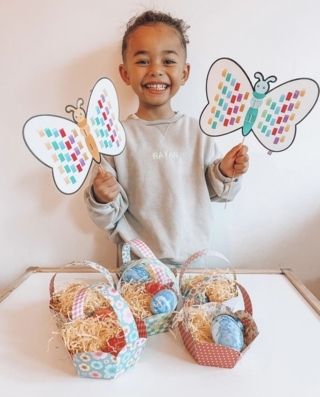 Papillon et œuf de Pâques - 10doigts.fr