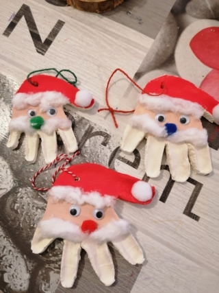 Empreintes de main Père Noel - 10doigts.fr