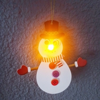 Bonhomme de neige lumineux - 10doigts.fr