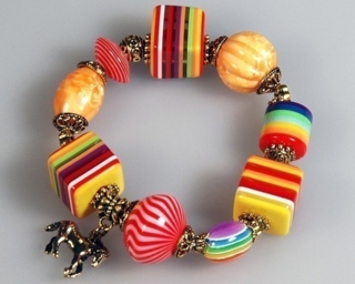 Bracelet arc-en-ciel - Perles, bracelets, colliers - 10doigts.fr