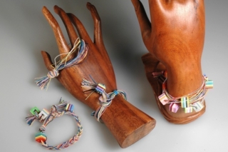 Bracelet de fils élastiques - Perles, bracelets, colliers - 10doigts.fr
