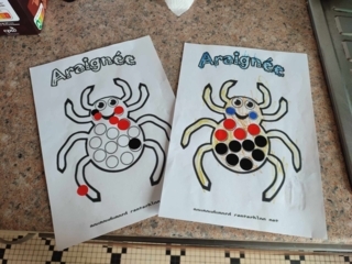 Arraignés à gommettes. - 10doigts.fr