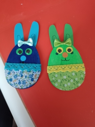 Lapin bleu et vert - 10doigts.fr