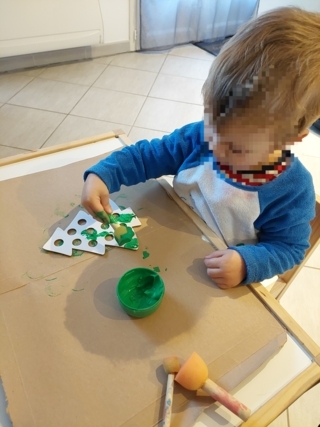 Sapins à pomponner - 10doigts.fr