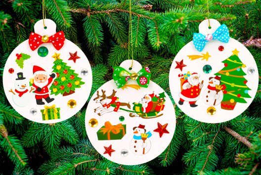 Boules de Noël FACILE avec des gommettes - Décoration du sapin – 10doigts.fr - 2