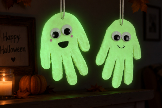 fantôme empreinte phosphorescent activité enfant halloween - Activités manuelles Halloween - 10doigts.fr