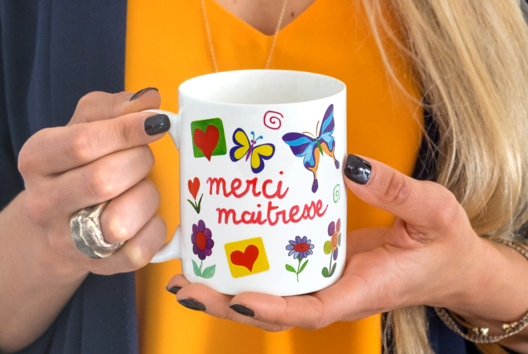 Mug avec message personnalisé - Tutos Cadeaux Ecole - 10doigts.fr