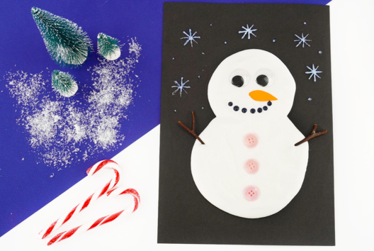 Bonhomme de neige avec de la peinture gonflante - Tutos Noël – 10doigts.fr - 2