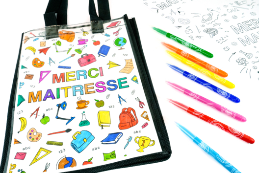Cadeau Maitresse : Sac personnalisé avec un coloriage - Tutos Cadeaux Ecole - 10doigts.fr