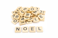 Lettres de scrabble mot "NOËL" - 24 lettres - Objets en bois Noël - 10doigts.fr