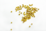 Perles rondes à écraser dorées - 100 pièces - Perles à écraser - 10doigts.fr