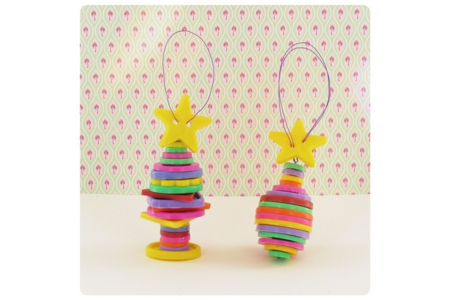 Décorations de Noël avec des boutons en plastique - !! Vieux tutos à supprimer !! – 10doigts.fr