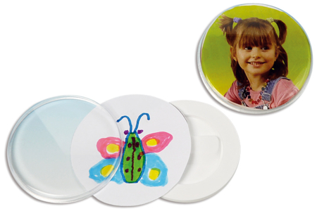 Set de 10 badges, avec couvercle de protection en plastique transparent  - 10doigts.fr