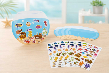 aquarium et gommettes - Kits créatifs avec gommettes : le plein d’idées pour les petits artistes – 10doigts.fr