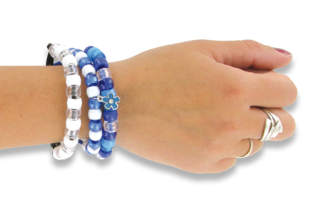 Bracelets cordon satin + perles plastiques - !! Vieux tutos à supprimer !! – 10doigts.fr