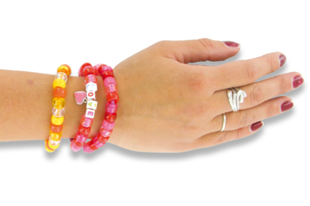 Bracelets cordon satin + perles plastiques - !! Vieux tutos à supprimer !! – 10doigts.fr