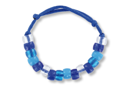 Bracelets cordon satin + perles plastiques - Tutos Fête des Mères – 10doigts.fr