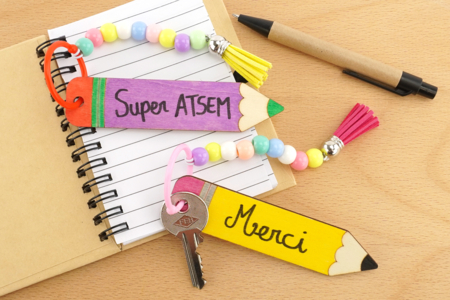 crayon cadeau maitresse nounou ATSEM - Activités manuelles cadeaux maitresses, maitres, ATSEM, AESH, nounous... – 10doigts.fr