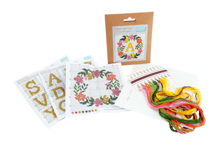 mini Kit points de croix : Monogramme personnalisé - Kits Mercerie – 10doigts.fr