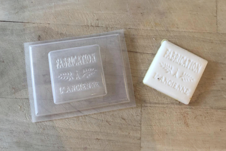 Moule thermoformé - "Fabrication à l'Ancienne" - Outils et Moules pour savon – 10doigts.fr