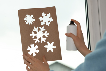 Spray neige - 150 ml - Décoration des vitres pour Noël – 10doigts.fr