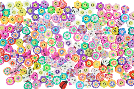 Perles animaux, fleurs et smiley- environ 200 perles - Perles Pâte polymère – 10doigts.fr