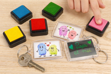porte clés empreinte cadeau fête des pères - Activités manuelles fête des pères – 10doigts.fr
