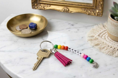 Porte-clés maman - Activités manuelles fête des mères – 10doigts.fr