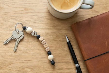 Porte-clés "Papa" en perles de lave - 6 pièces - Porte-clés – 10doigts.fr