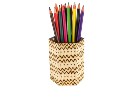 Pot à crayons hexagonal - Pour le bureau de Papa – 10doigts.fr