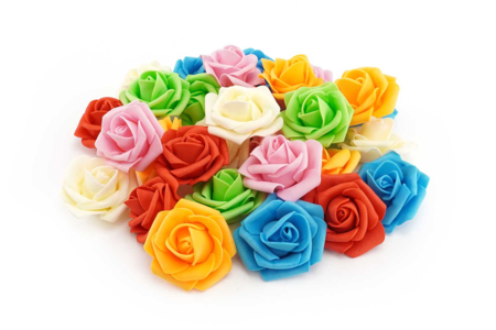 Roses 3D en caoutchouc souple - 30 pièces - Fleurs et feuilles décoratives – 10doigts.fr