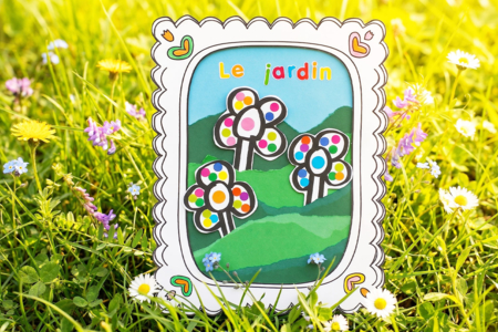 tableau fleuri gommettes - Activités manuelles Été – 10doigts.fr