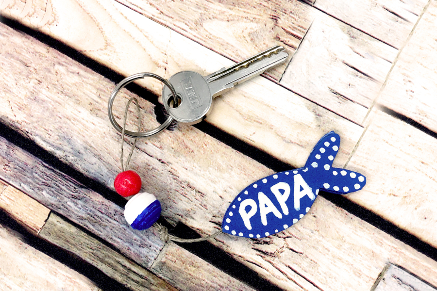 Porte-clés Poisson PAPA - Activités manuelles fête des pères