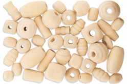 Perles formes assorties en bois naturel - 70 perles - Perles Bois – 10doigts.fr