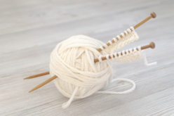 Aiguille à tricoter en Bambou - Taille au choix - Aiguilles – 10doigts.fr - 2