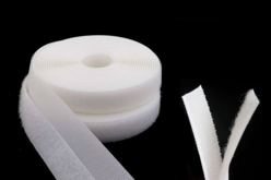 Bande de velcro blanc à coudre - 1,5 m - Colles tissu – 10doigts.fr - 2