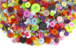 Boutons ronds colorés - environ 1200 pièces - Boutons – 10doigts.fr