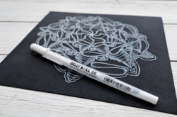 dessin gelly sakura blanc - Feutres calibrés et fineliners pour le dessin de précision - 10doigts.fr - 2