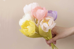Papier crépon - 8 couleurs Pastel - Fleurs en crépon – 10doigts.fr - 2