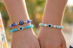 kit bracelets oeil maman - Kits Bijoux - 10doigts.fr - 2
