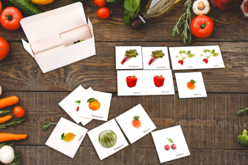 Memory Fruits & Légumes - Kits créatifs gommettes - 10doigts.fr